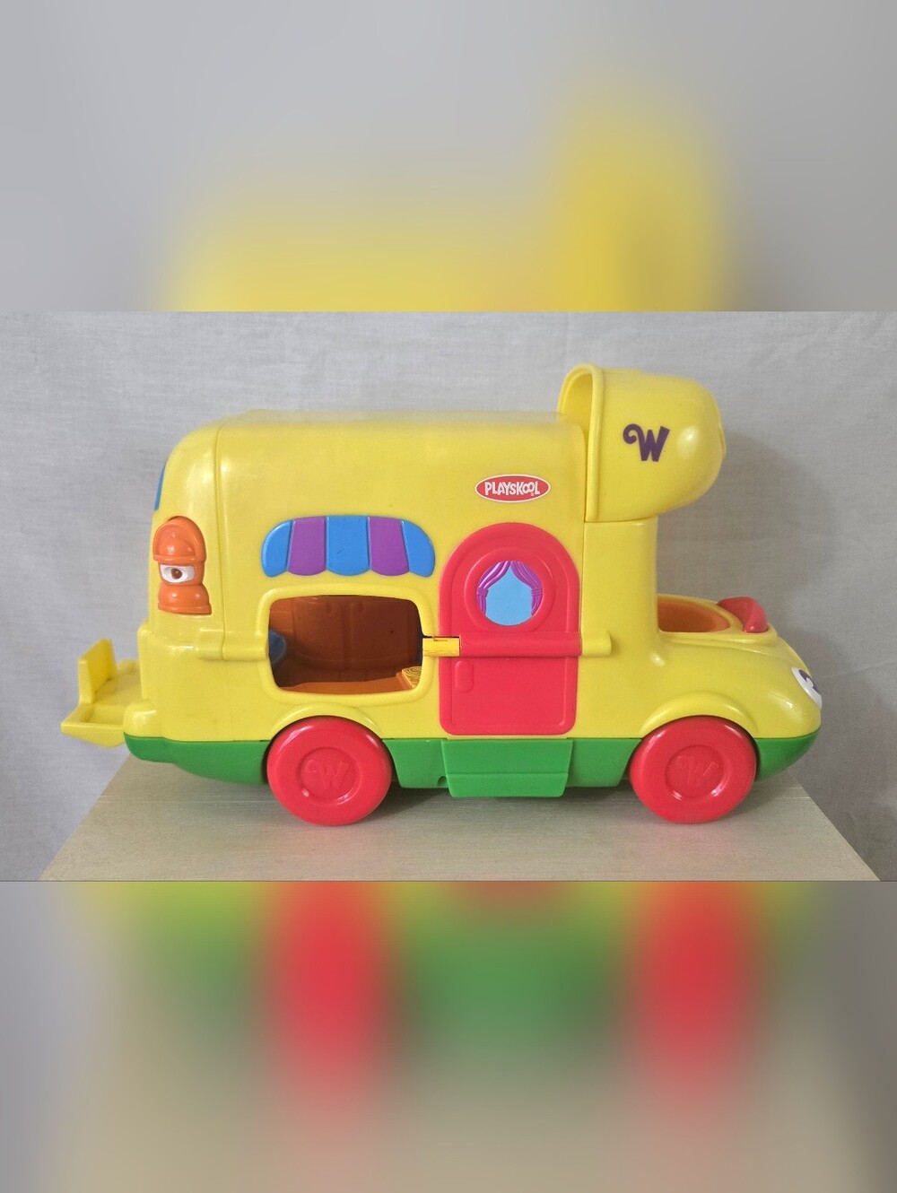 Vintage 2004 Playskool Weebles Weegoaway Yellow Musical Camper RV Van Toy WORKS!